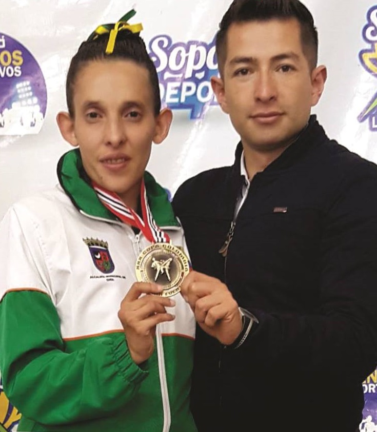 SANDRA GOMEZ PARA TAEKWONDO